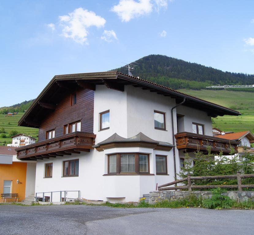 Ferienhaus Peter Spoettl 나우더스 외부 사진